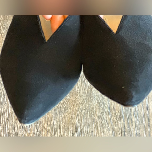 Prada Heels 37/7 - Picture 3 of 4